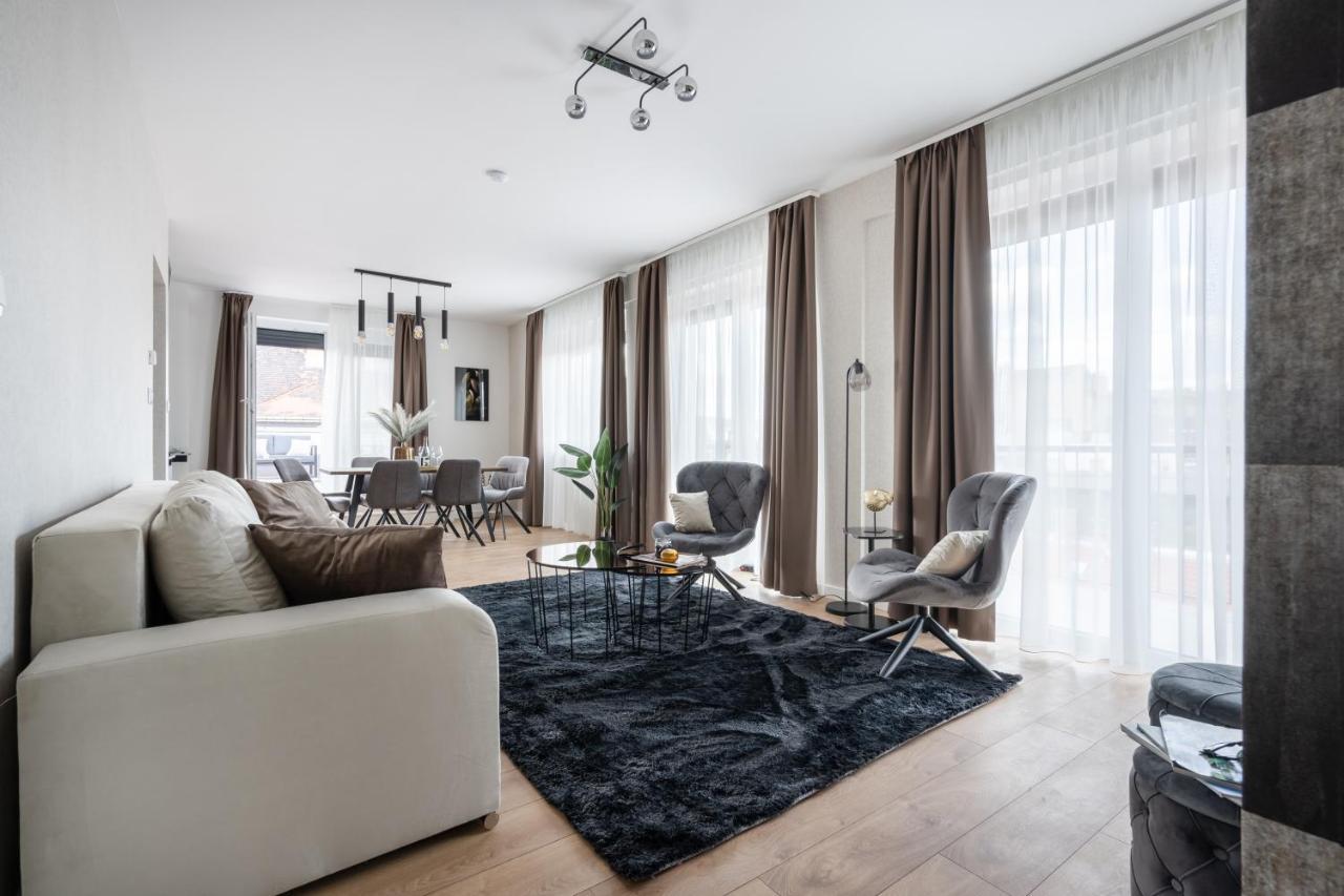 The Rose Garden Budapest Apartments Eksteriør billede